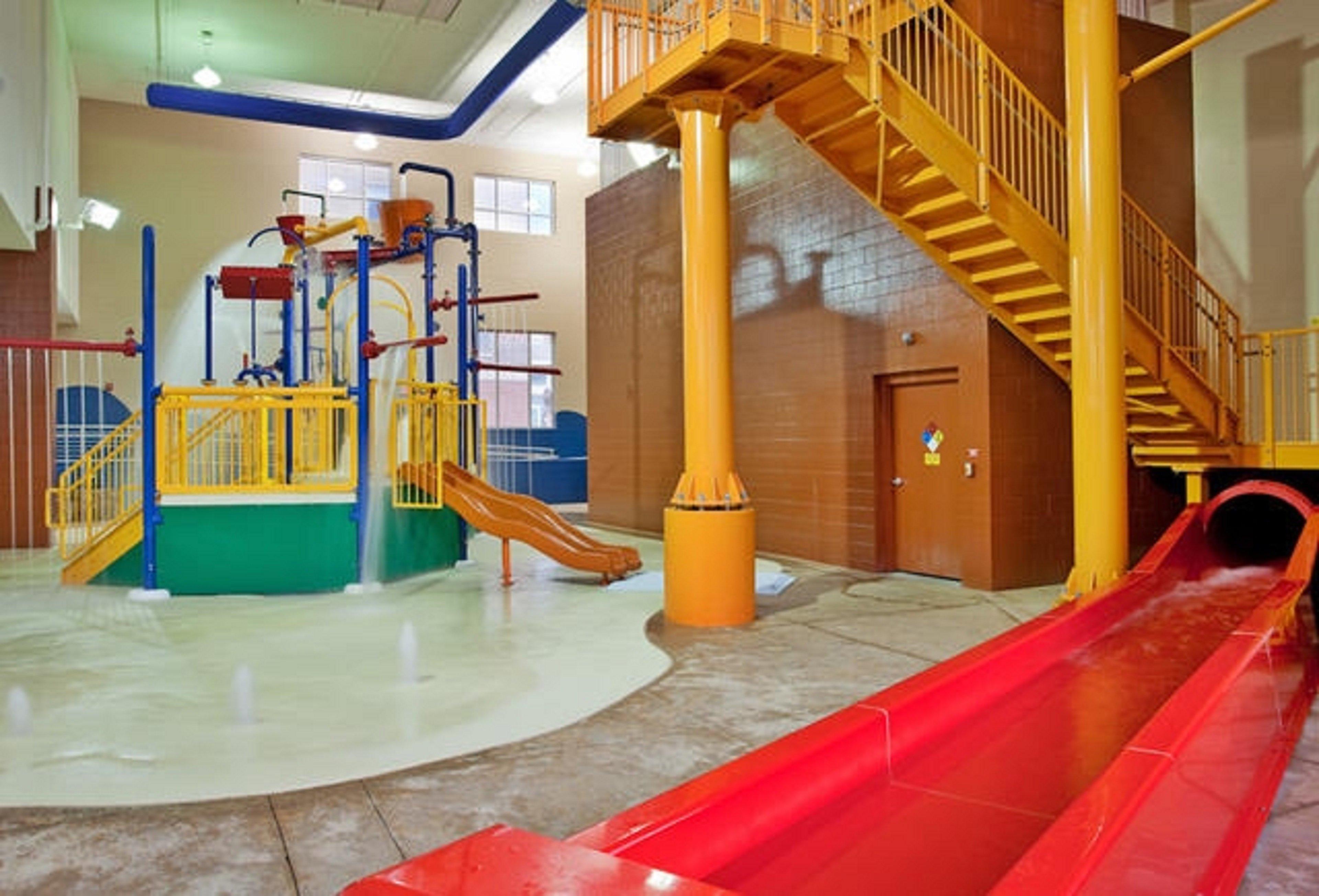 Holiday Inn Omaha Downtown - Waterpark By Ihg Ngoại thất bức ảnh