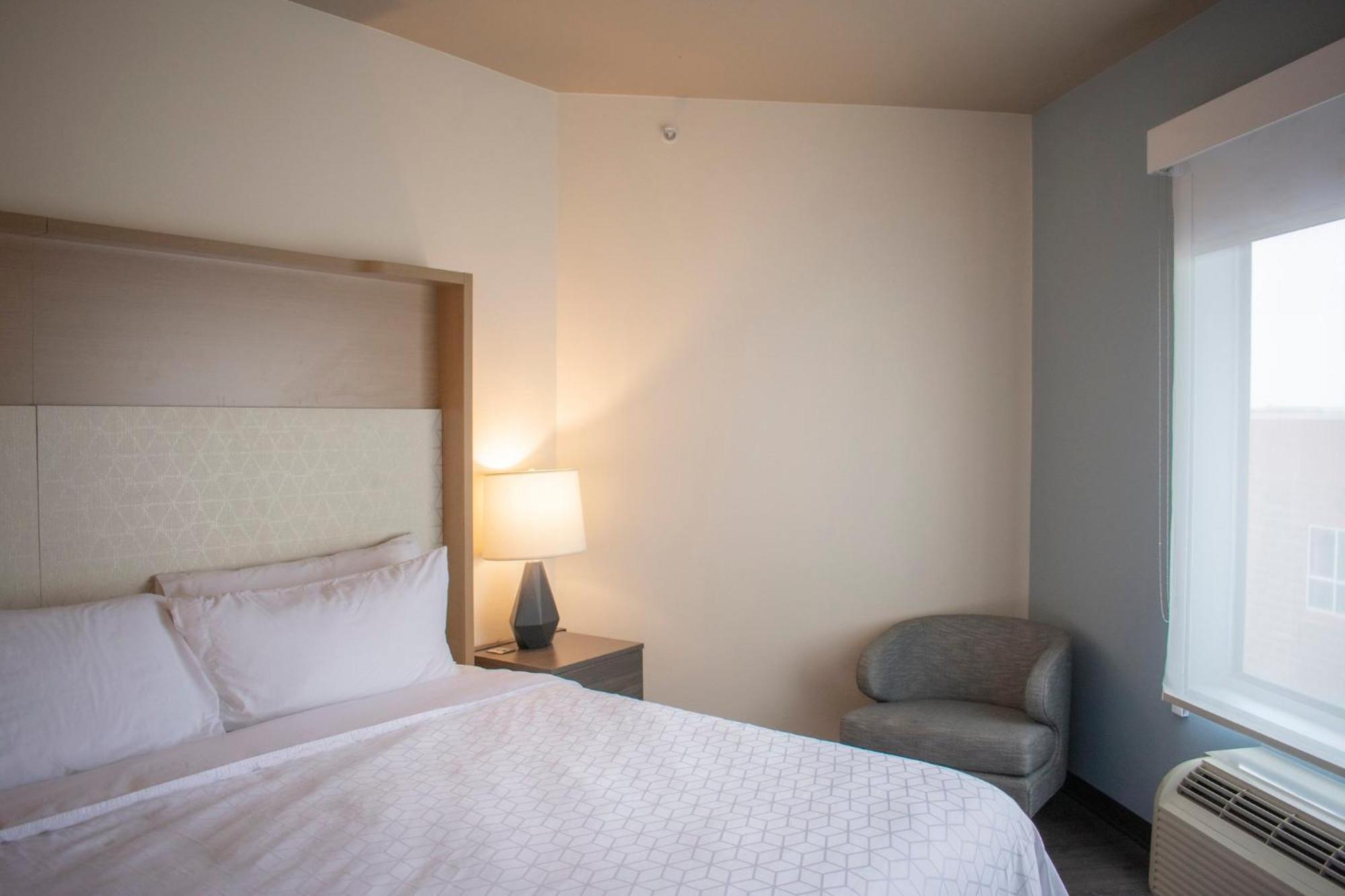 Holiday Inn Omaha Downtown - Waterpark By Ihg Ngoại thất bức ảnh