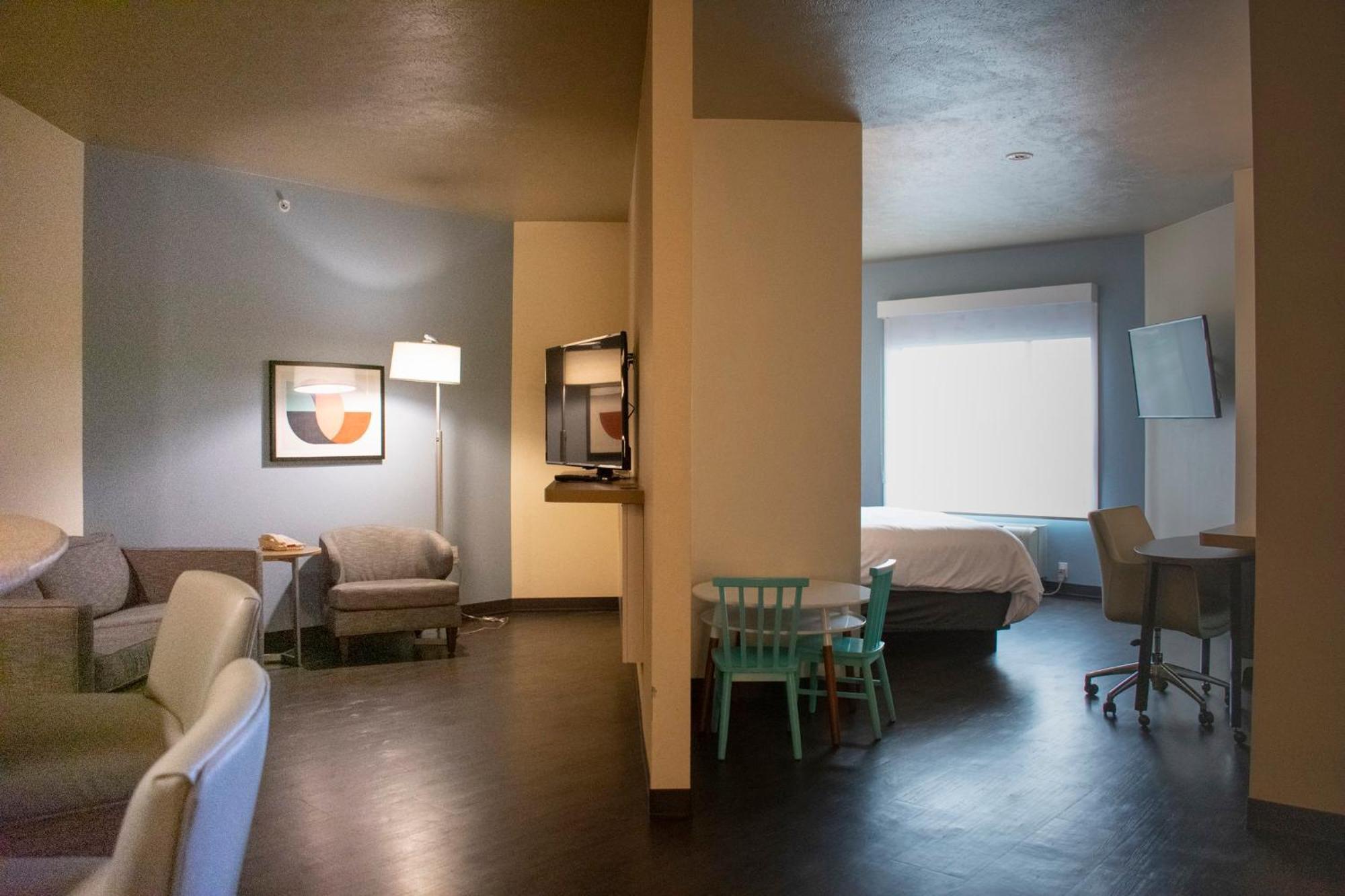 Holiday Inn Omaha Downtown - Waterpark By Ihg Ngoại thất bức ảnh