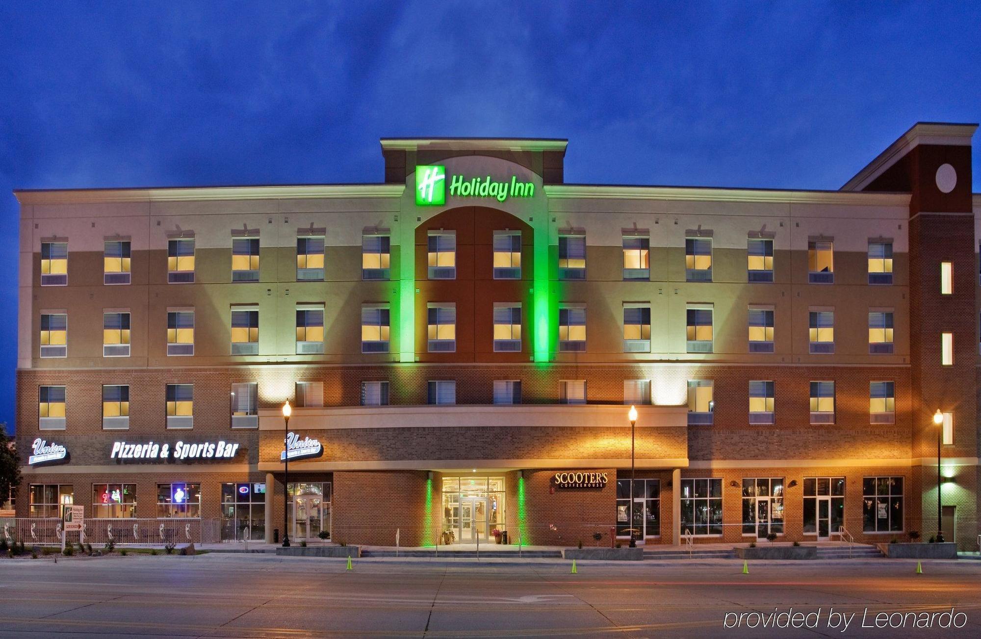 Holiday Inn Omaha Downtown - Waterpark By Ihg Ngoại thất bức ảnh